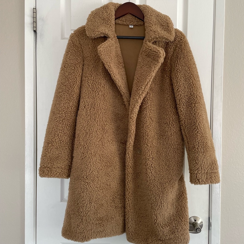 Uniqlo Fuzzy Coat In Camel Color - image 2